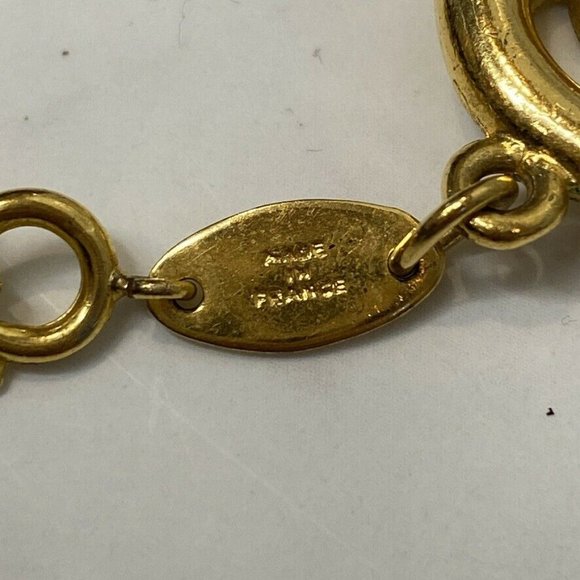 CHANEL Vintage 1983 Gold Plated Round Logo CC Brac - Picture 8 of 9